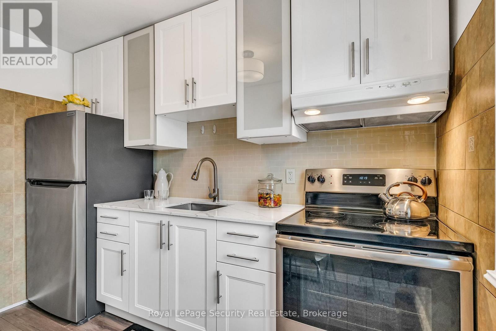 427 Lauder Avenue Property Photo 22