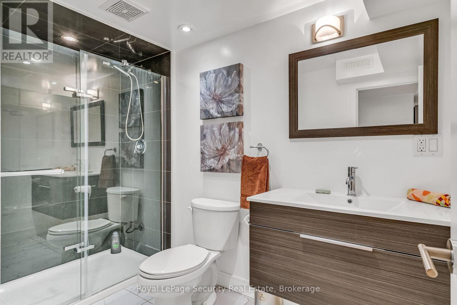 427 Lauder Avenue Property Photo 38