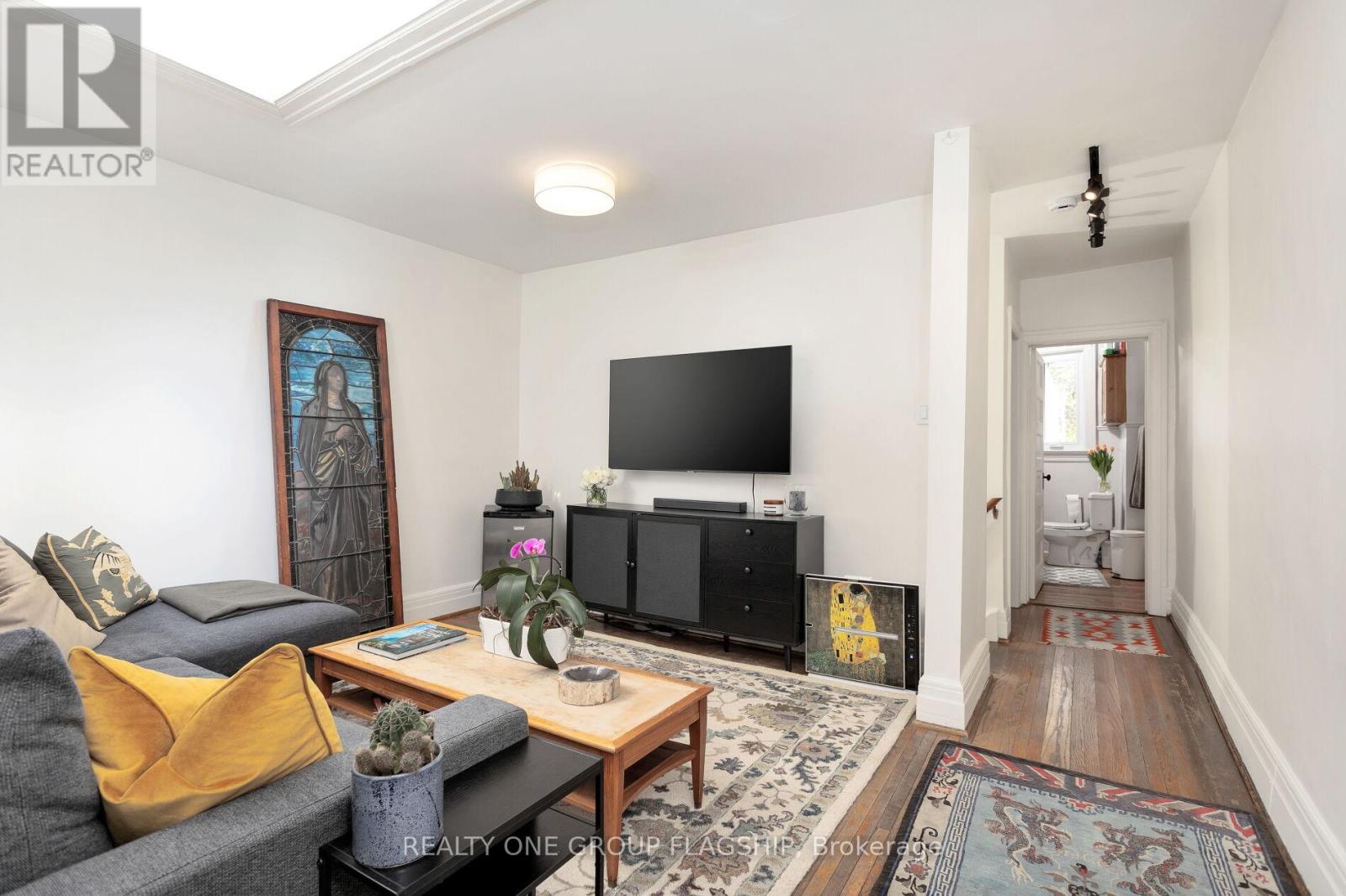 1691 Dundas Street W Property Photo 19
