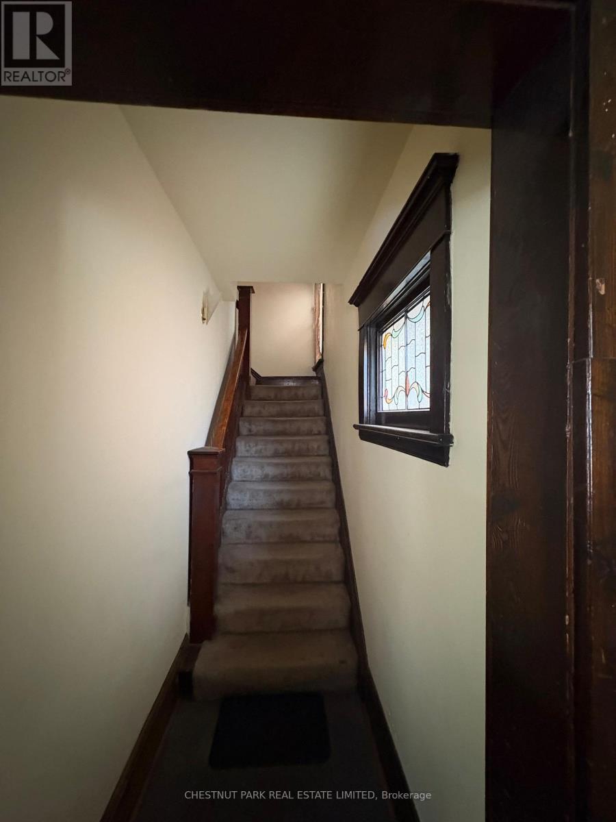 #2 - 684 Shaw Street Property Photo 2