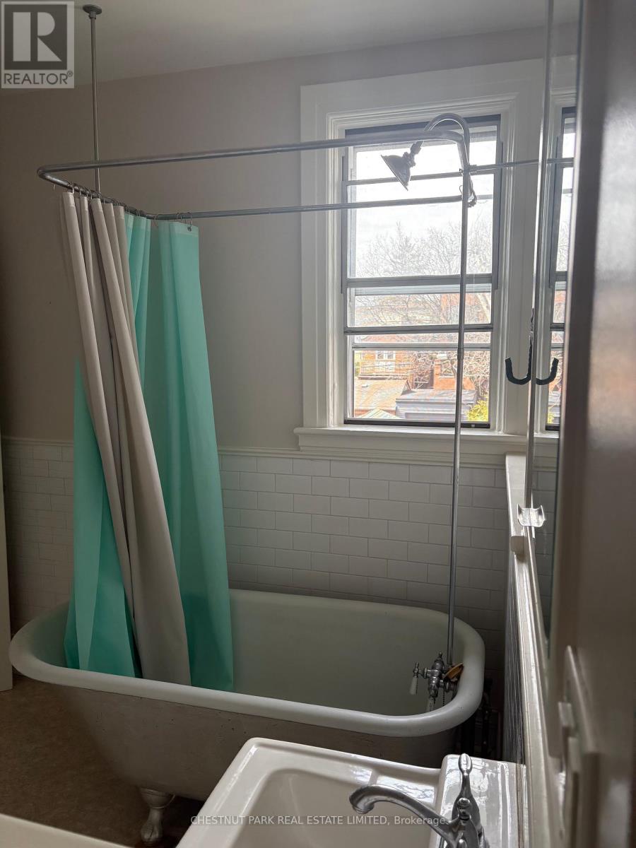 #2 - 684 Shaw Street Property Photo 16