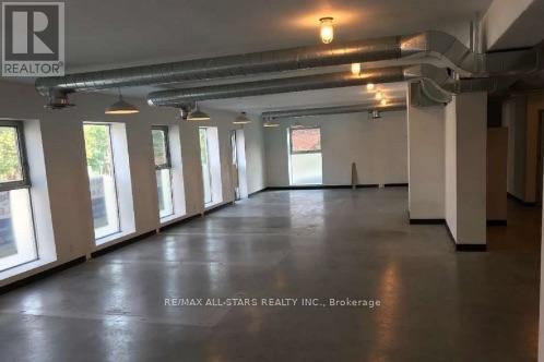 200 - 1269 Dundas Street W Property Photo 4