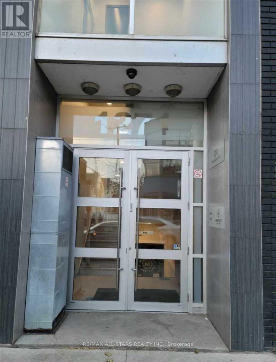 200 - 1269 Dundas Street W Property Photo 13