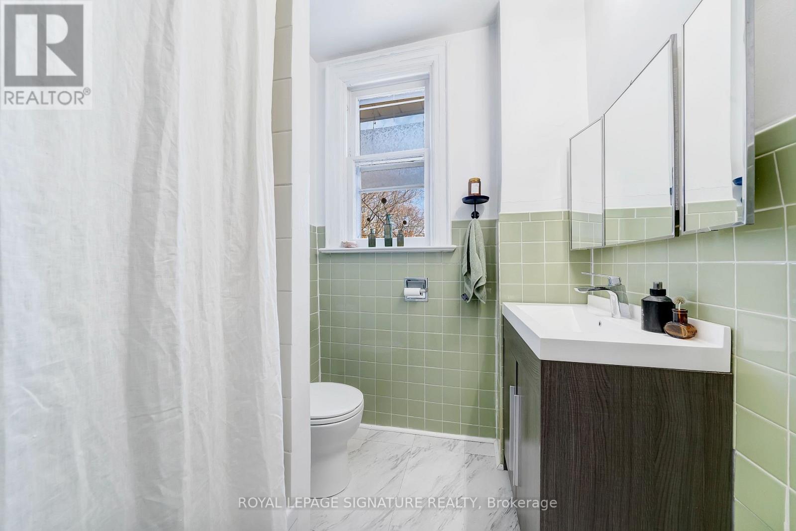 599 Euclid Avenue Property Photo 6
