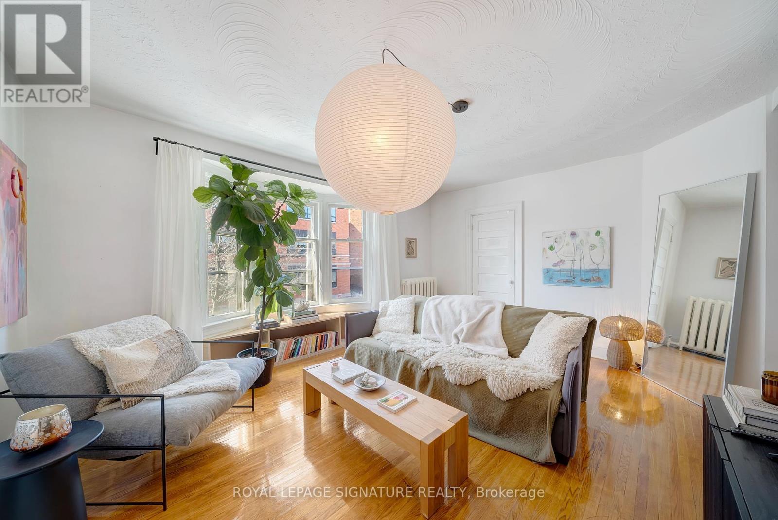 599 Euclid Avenue Property Photo 12