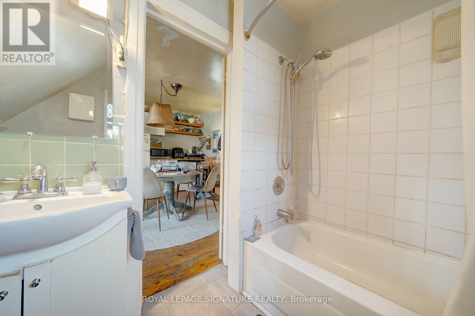 599 Euclid Avenue Property Photo 17