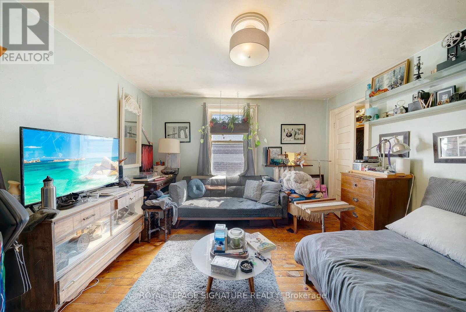 599 Euclid Avenue Property Photo 18
