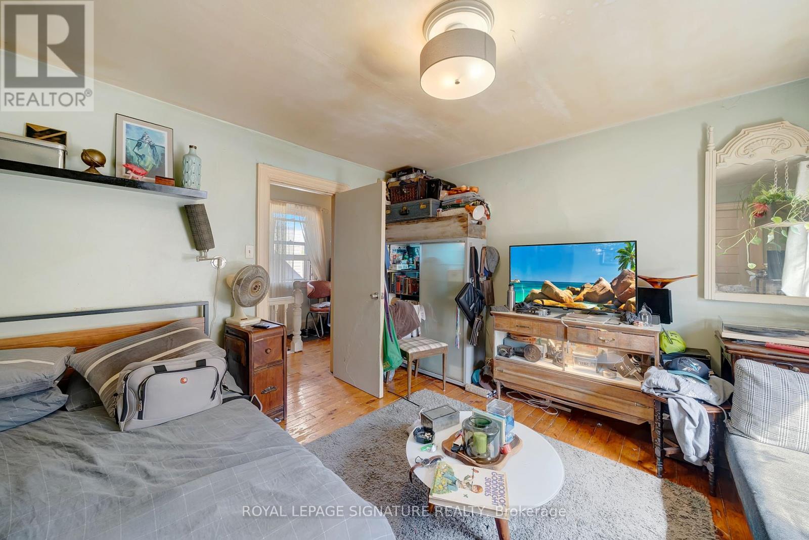 599 Euclid Avenue Property Photo 19