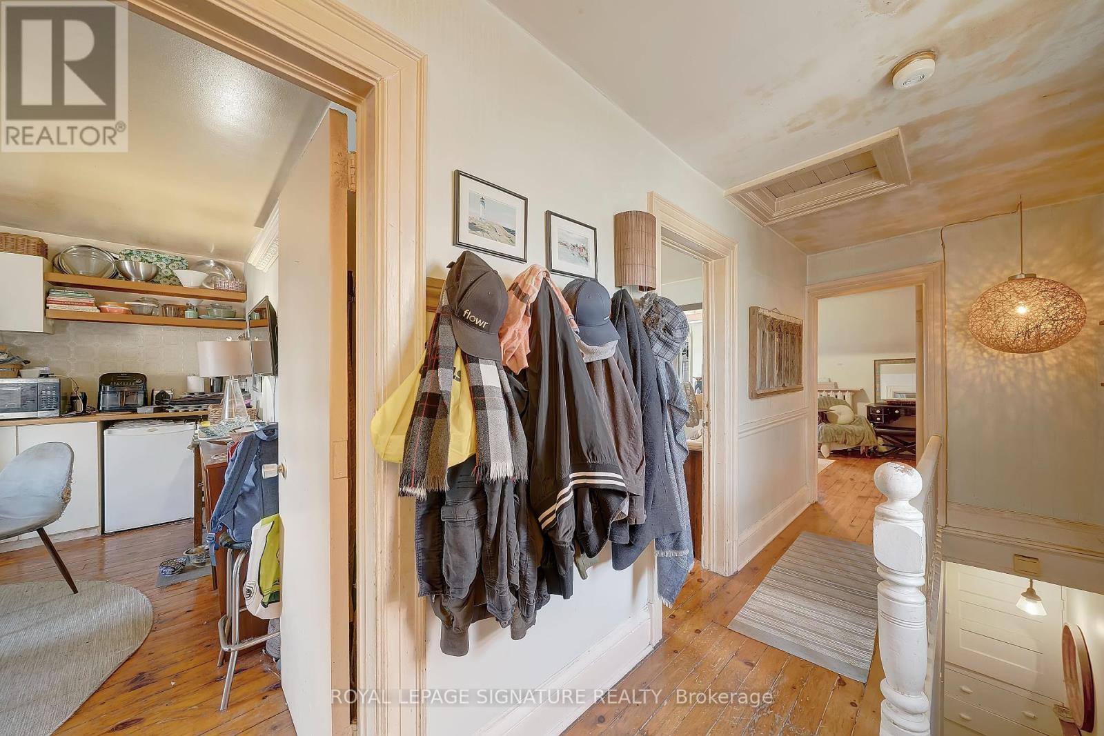 599 Euclid Avenue Property Photo 20
