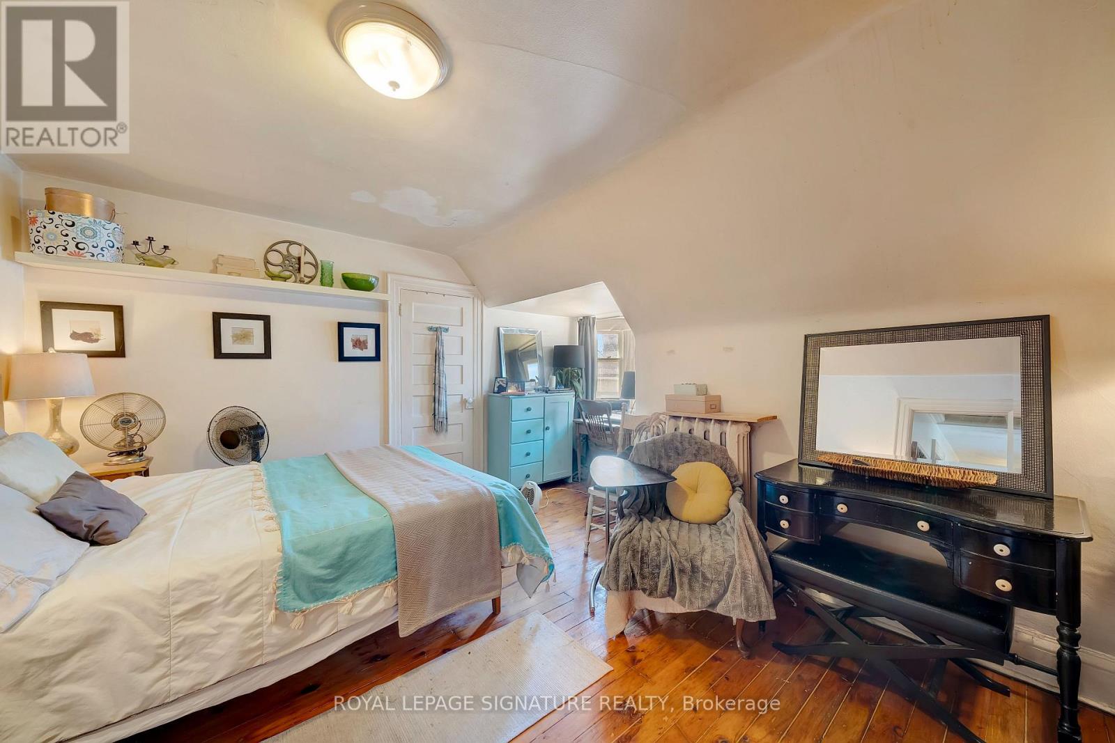 599 Euclid Avenue Property Photo 21