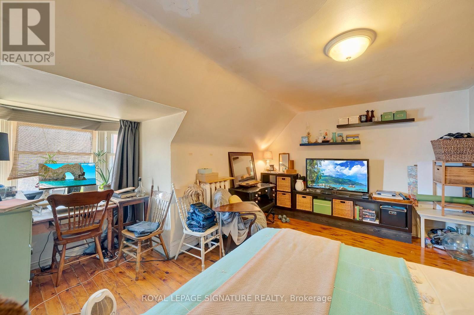 599 Euclid Avenue Property Photo 22