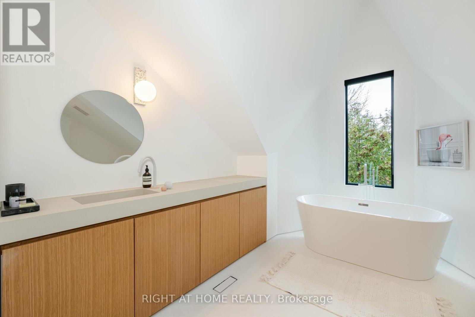 259 Lisgar Street Property Photo 22