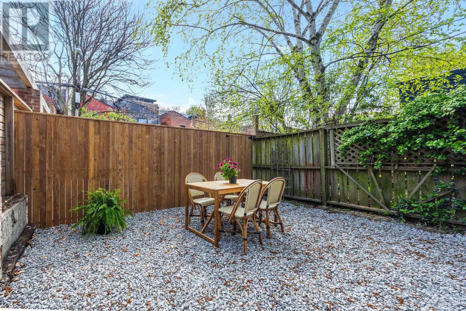 259 Lisgar Street Property Photo 39