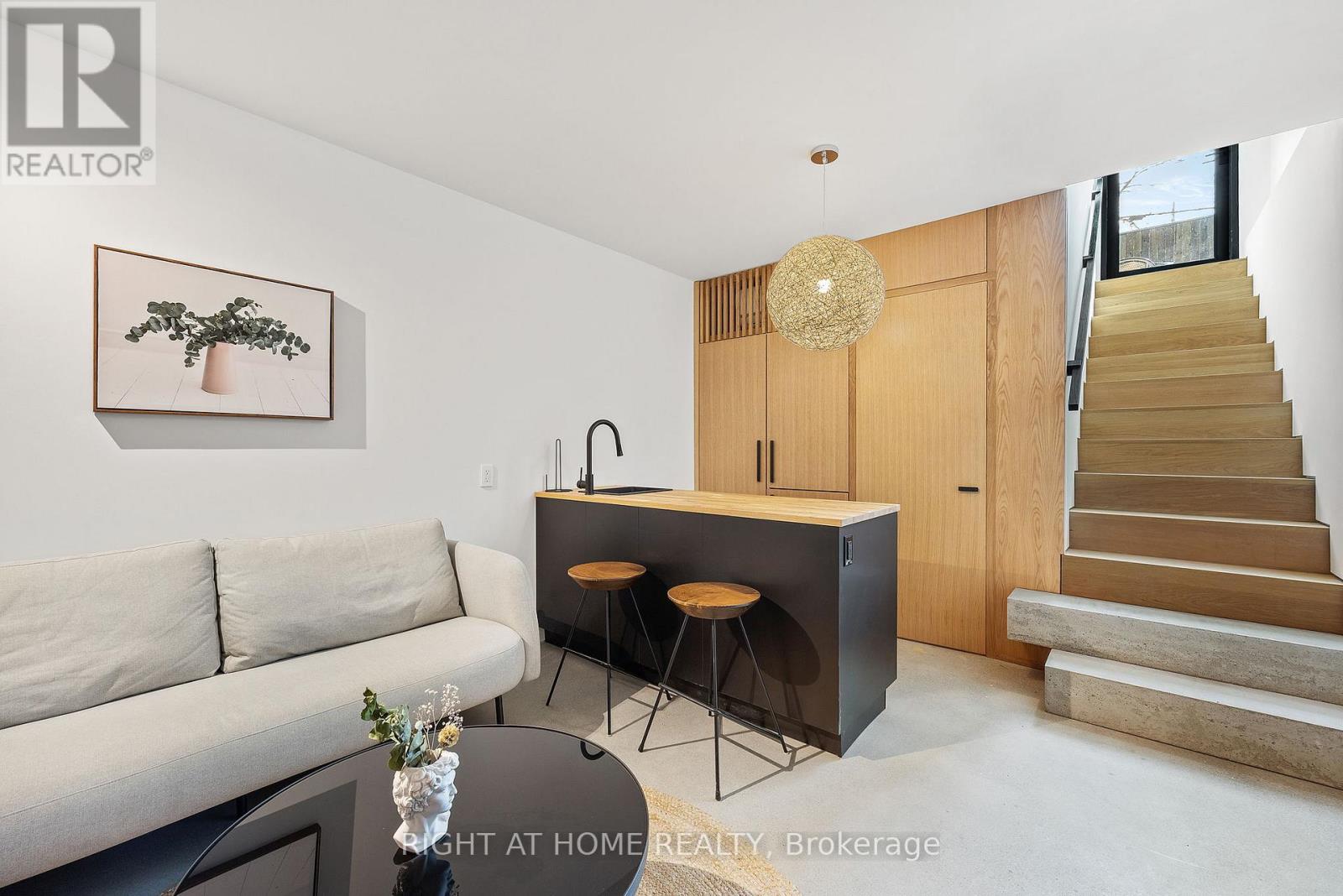259 Lisgar Street Property Photo 45
