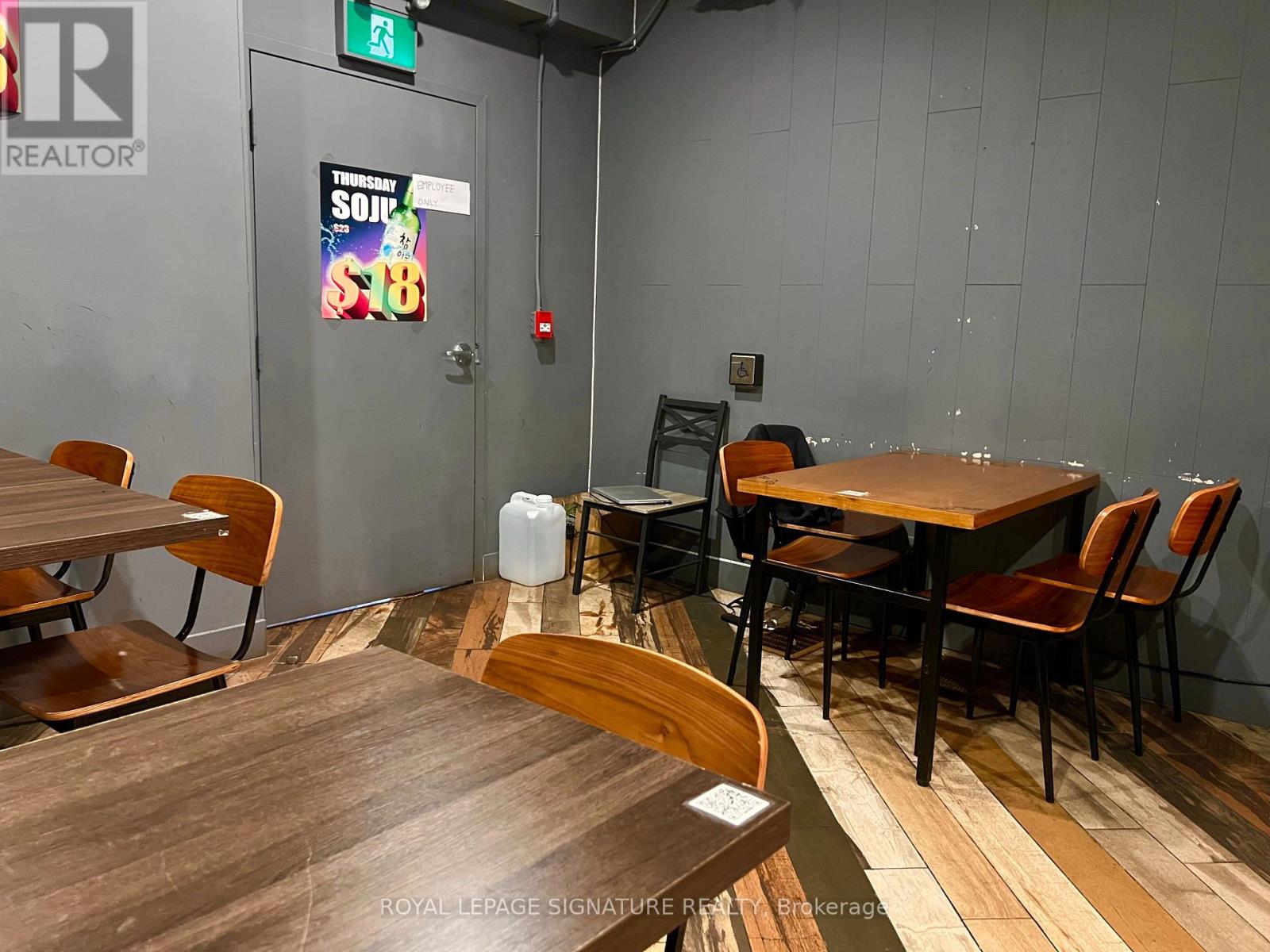639 Yonge Street Property Photo 8