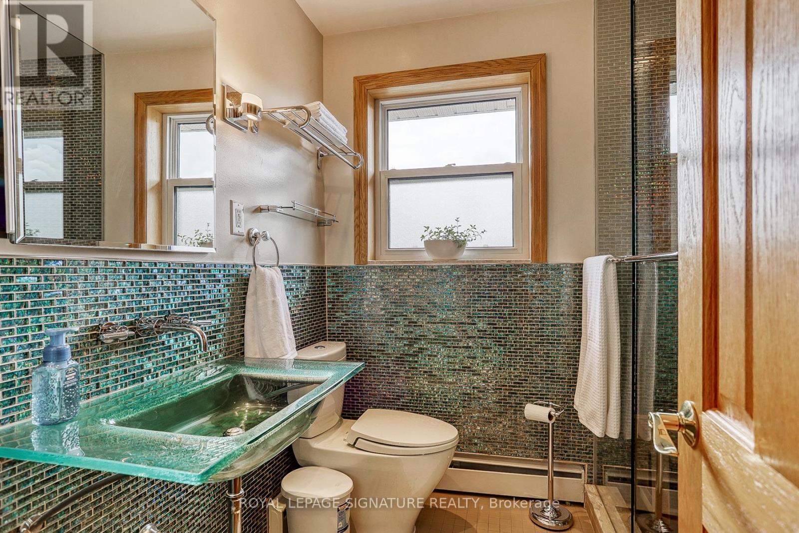 27 Shaunavon Heights Crescent Property Photo 11