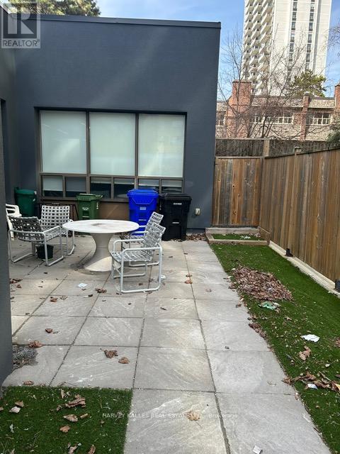 84 Merton St Property Photo 13