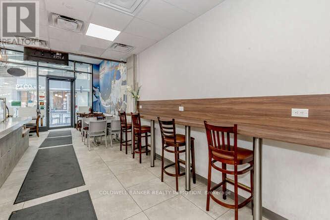 370 Queens Quay Street Property Photo 15