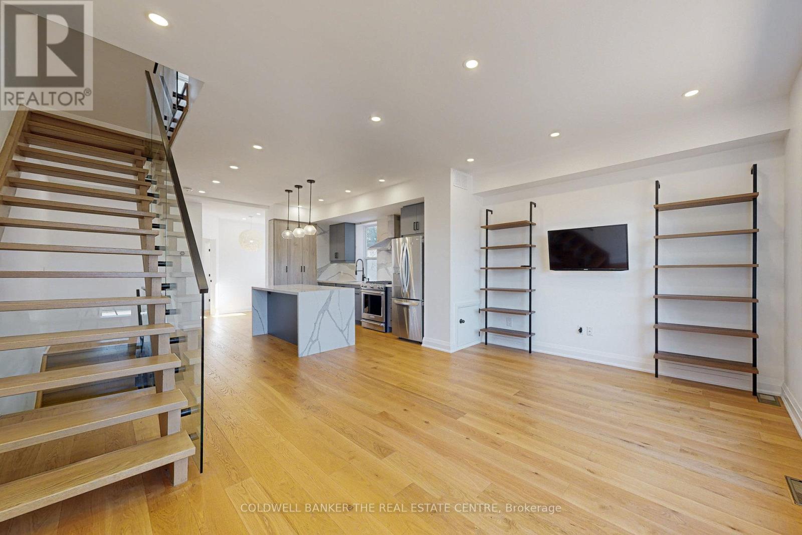 351 Clinton Street Property Photo 19