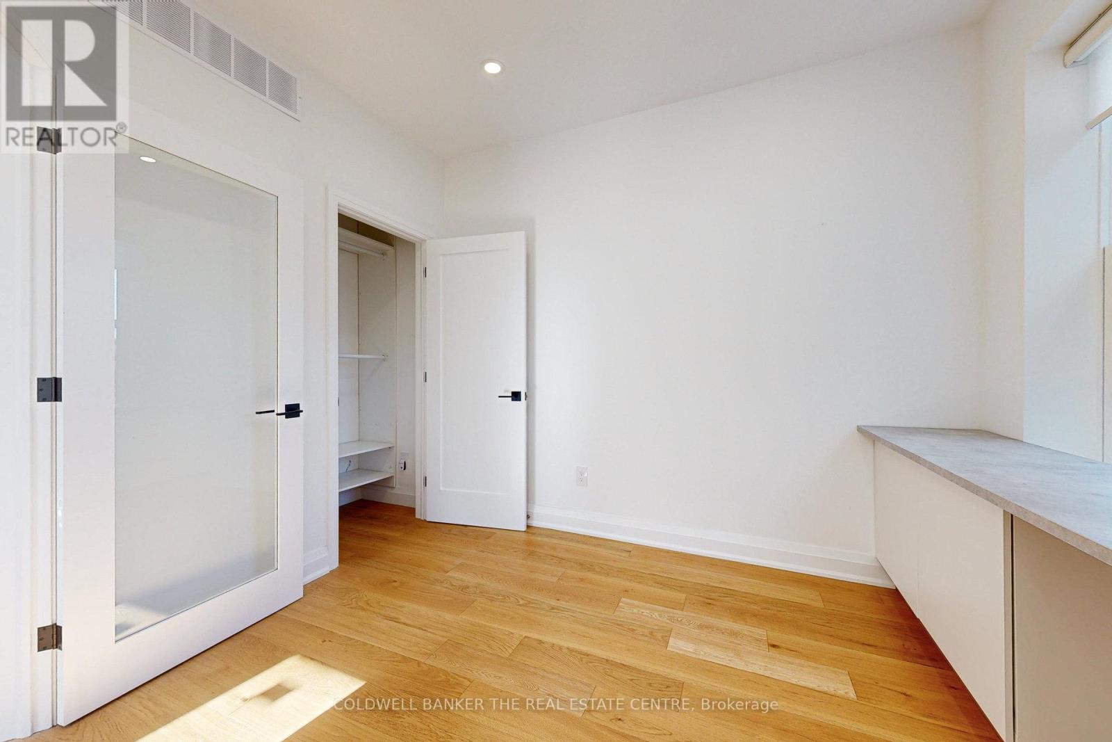 351 Clinton Street Property Photo 23