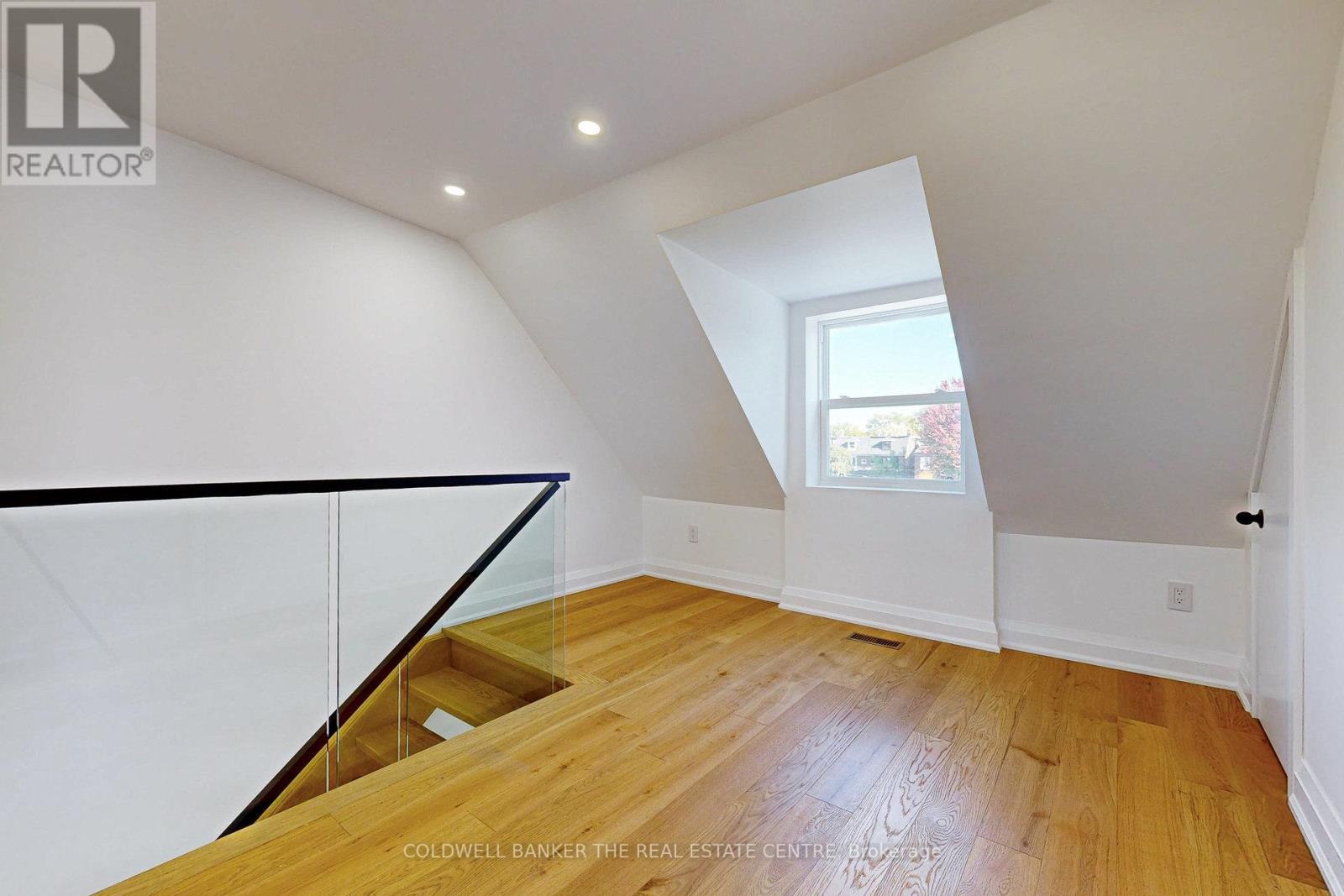 351 Clinton Street Property Photo 28