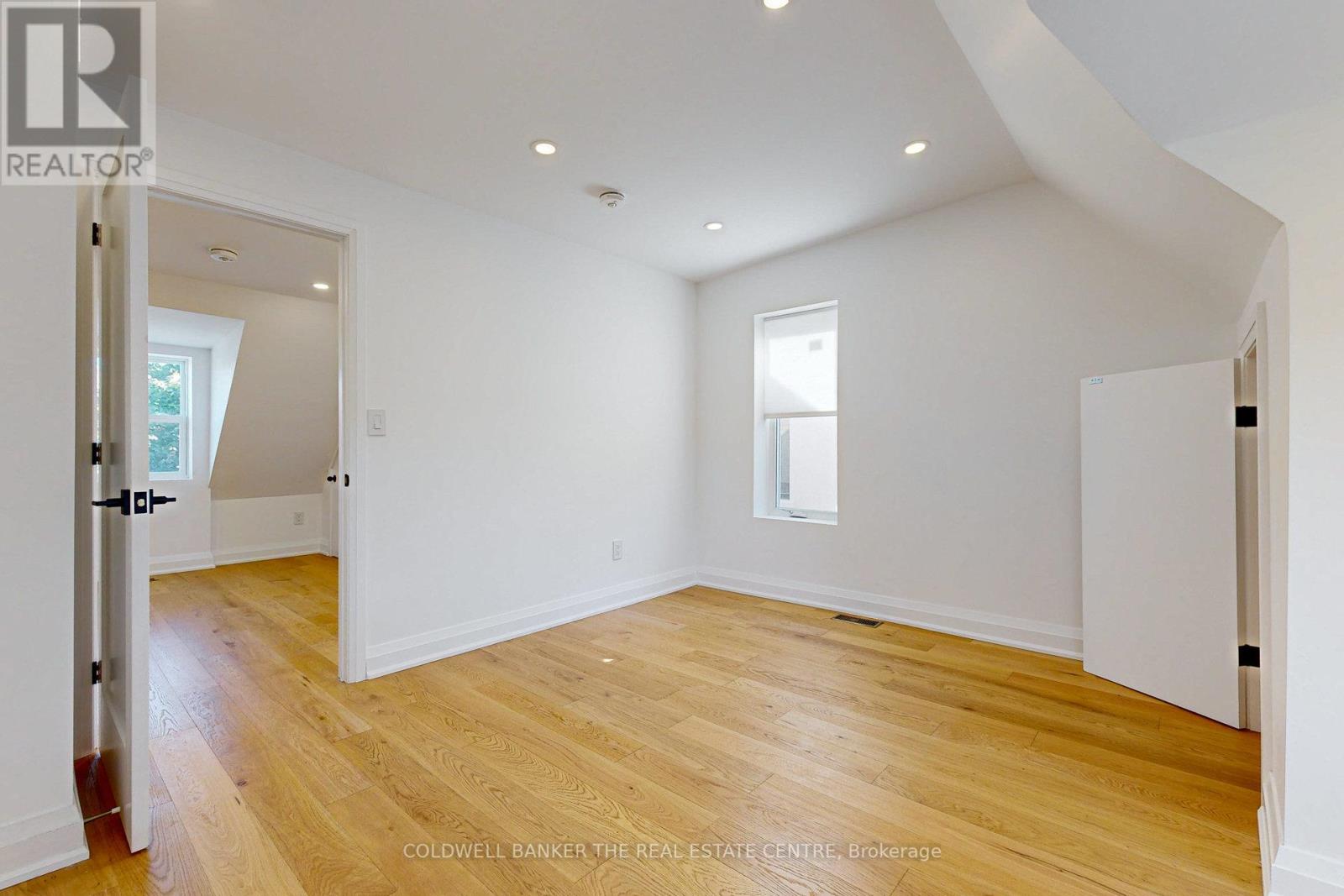 351 Clinton Street Property Photo 32