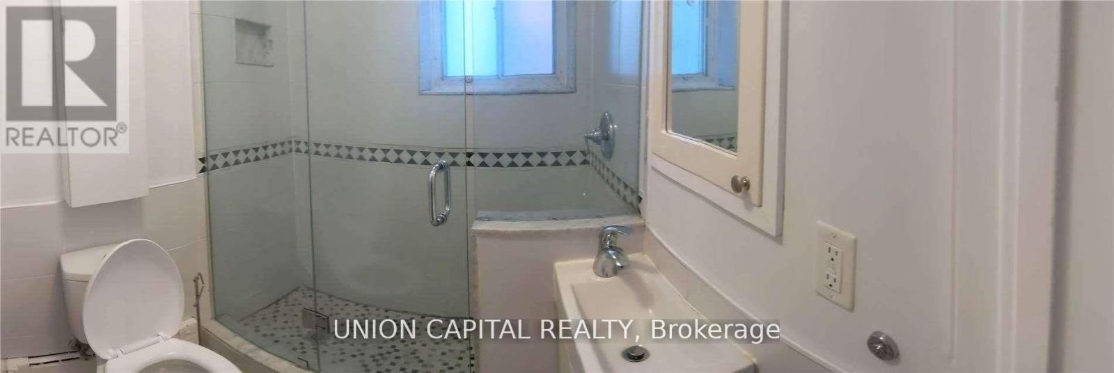4 Rowley Ave Property Photo 5