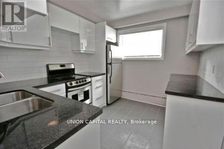 4 Rowley Ave Property Photo 8
