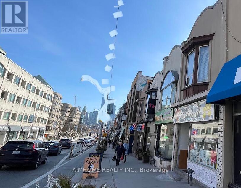 1280 Yonge St Property Photo 2