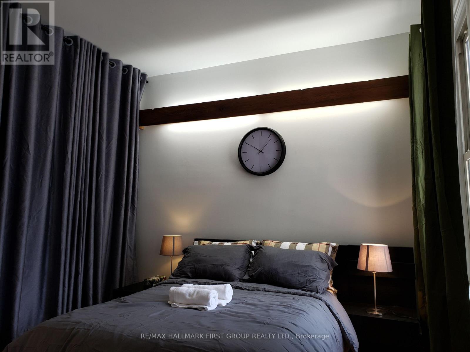 37 Mutual Street Property Photo 12