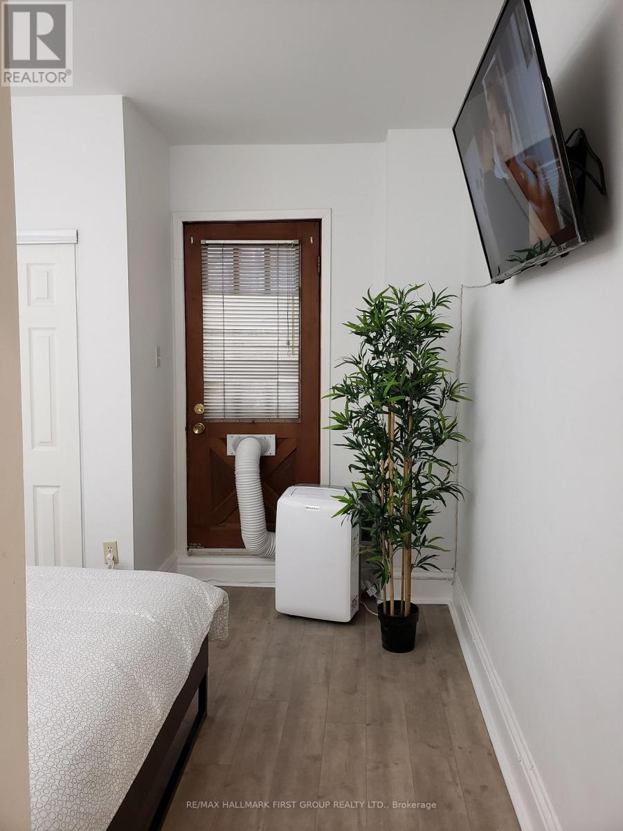 37 Mutual Street Property Photo 17
