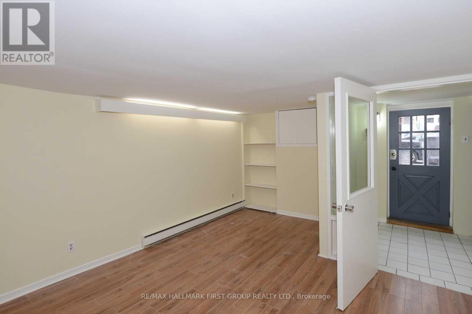 37 Mutual Street Property Photo 33