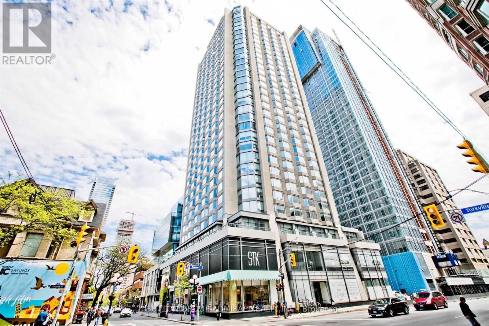 701 - 155 YORKVILLE AVENUE Property Photo 1