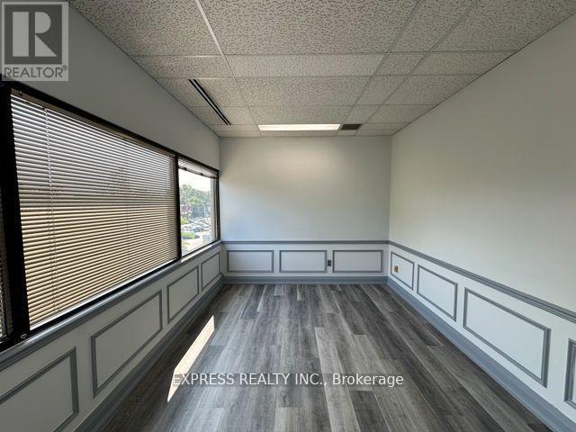 307 - 121 Willowdale Avenue Property Photo 5