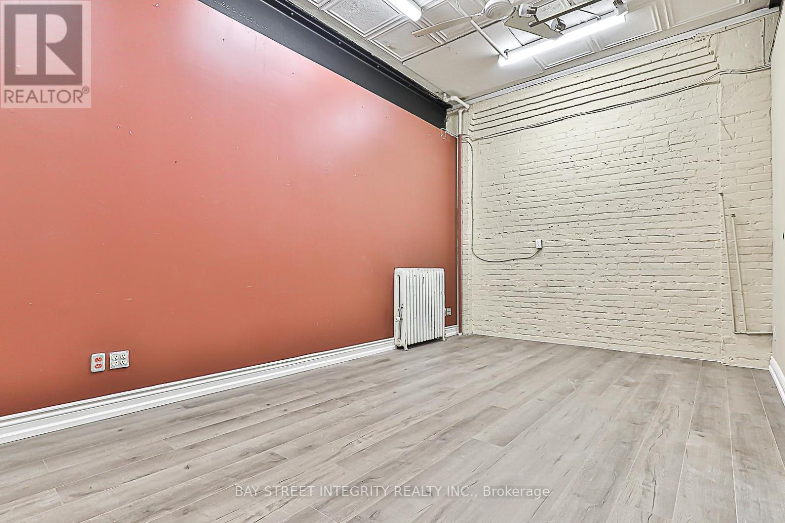 2nd Flr - 51 Bulwer Street Property Photo 14