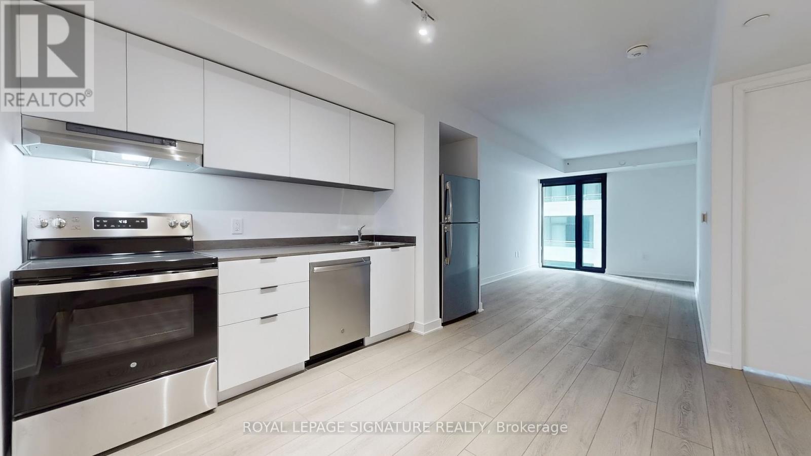 613 - 61 Charles Street E Property Photo 1