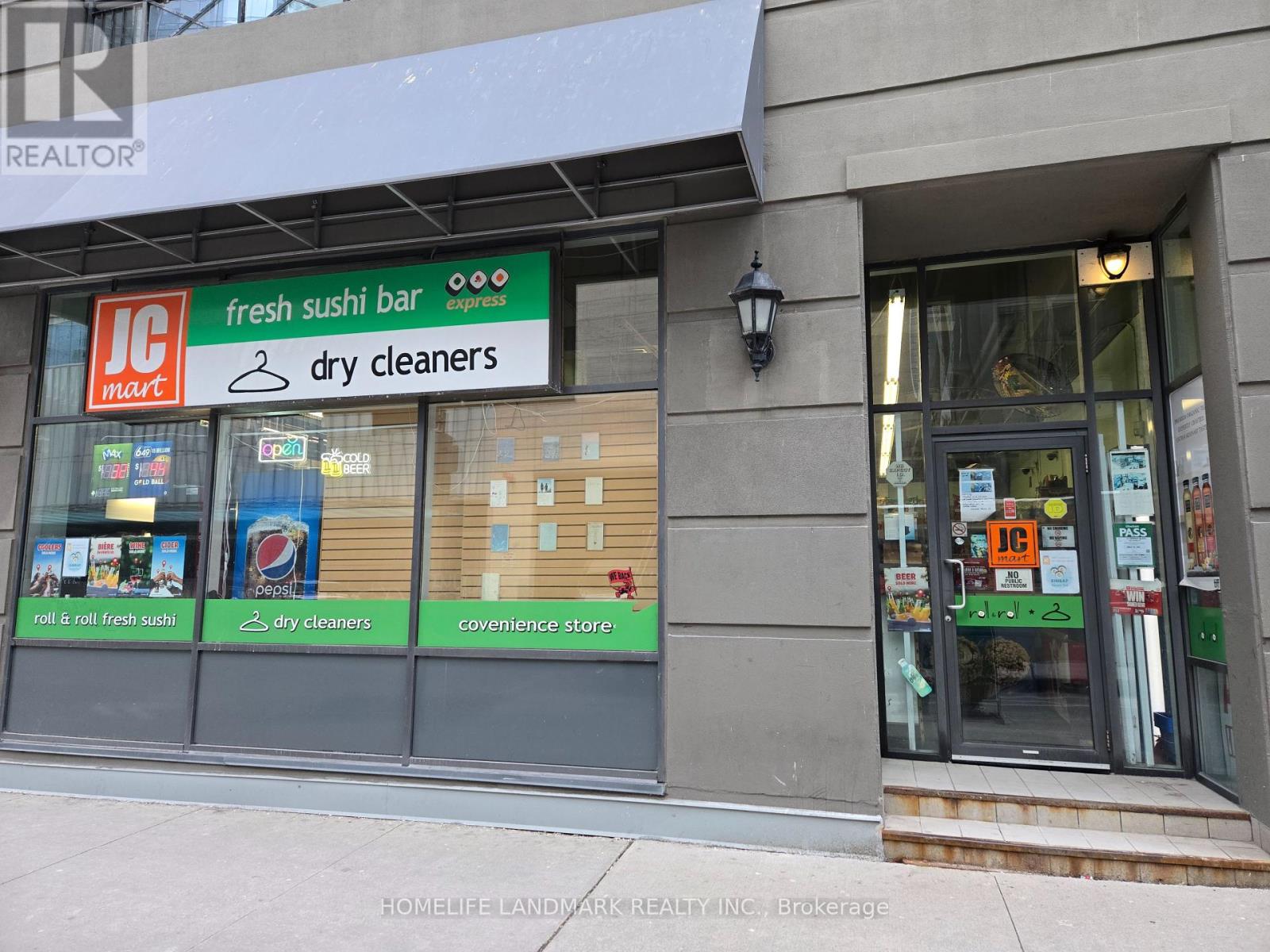 132-134 SIMCOE STREET Property Photo 1