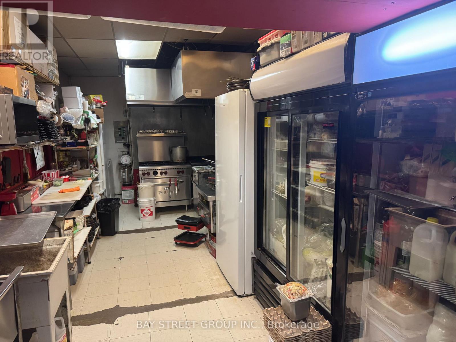 5523 Yonge Street Property Photo 7