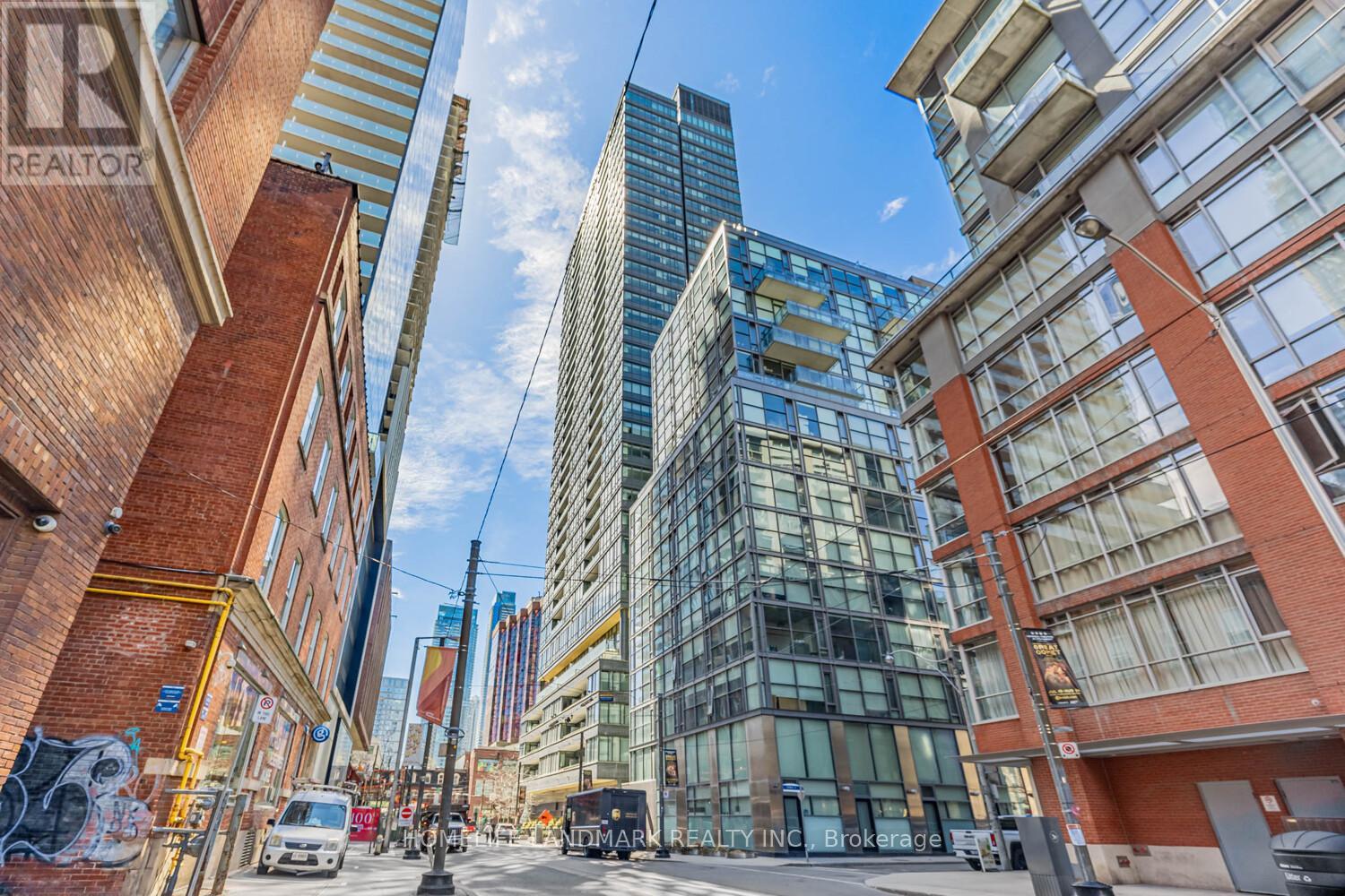 602 - 8 CHARLOTTE STREET Property Photo 1