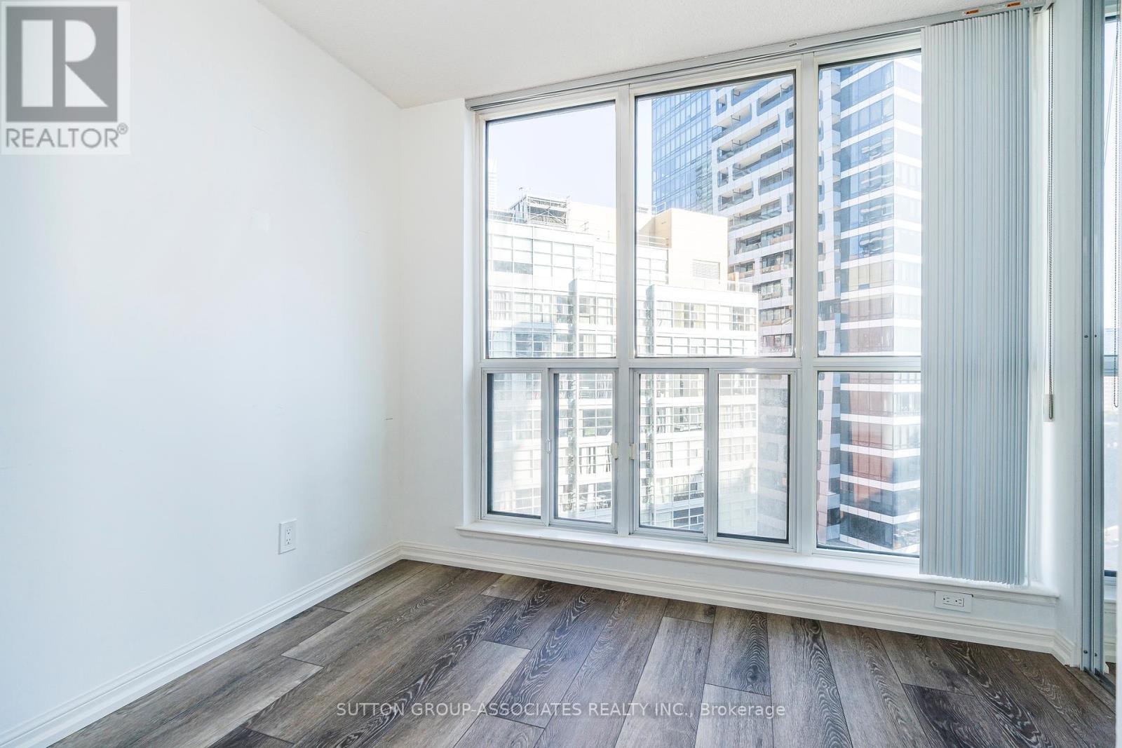 1607 - 24 Wellesley Street W Property Photo 13
