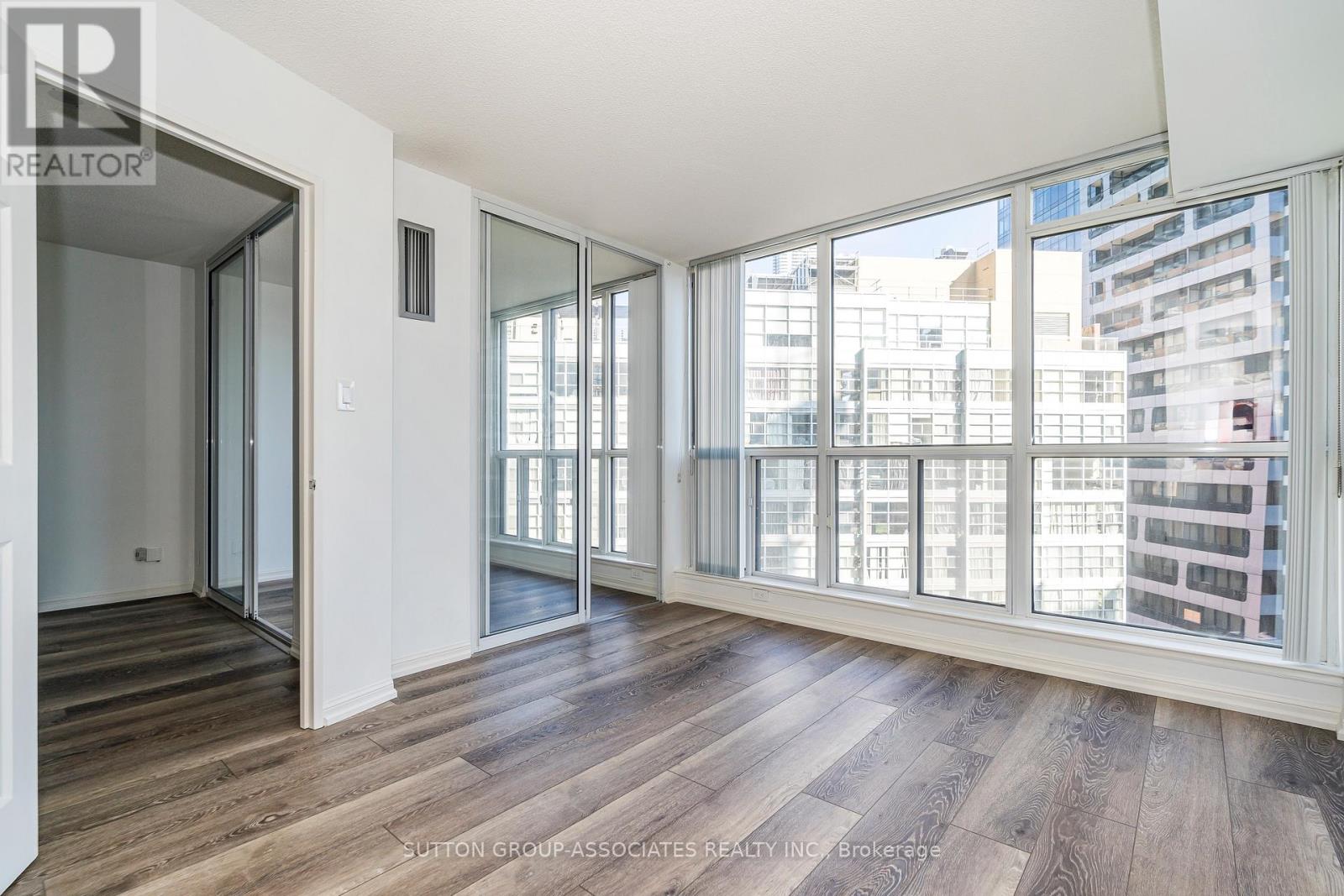 1607 - 24 Wellesley Street W Property Photo 16