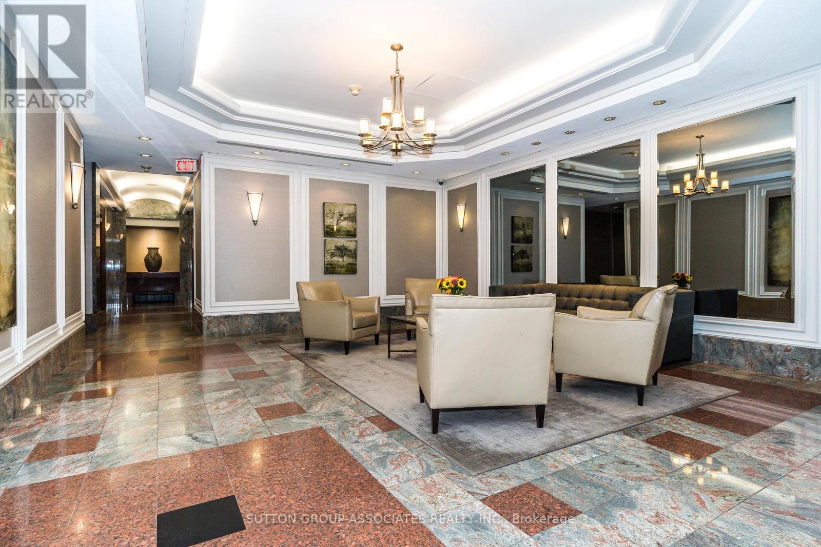 1607 - 24 Wellesley Street W Property Photo 38
