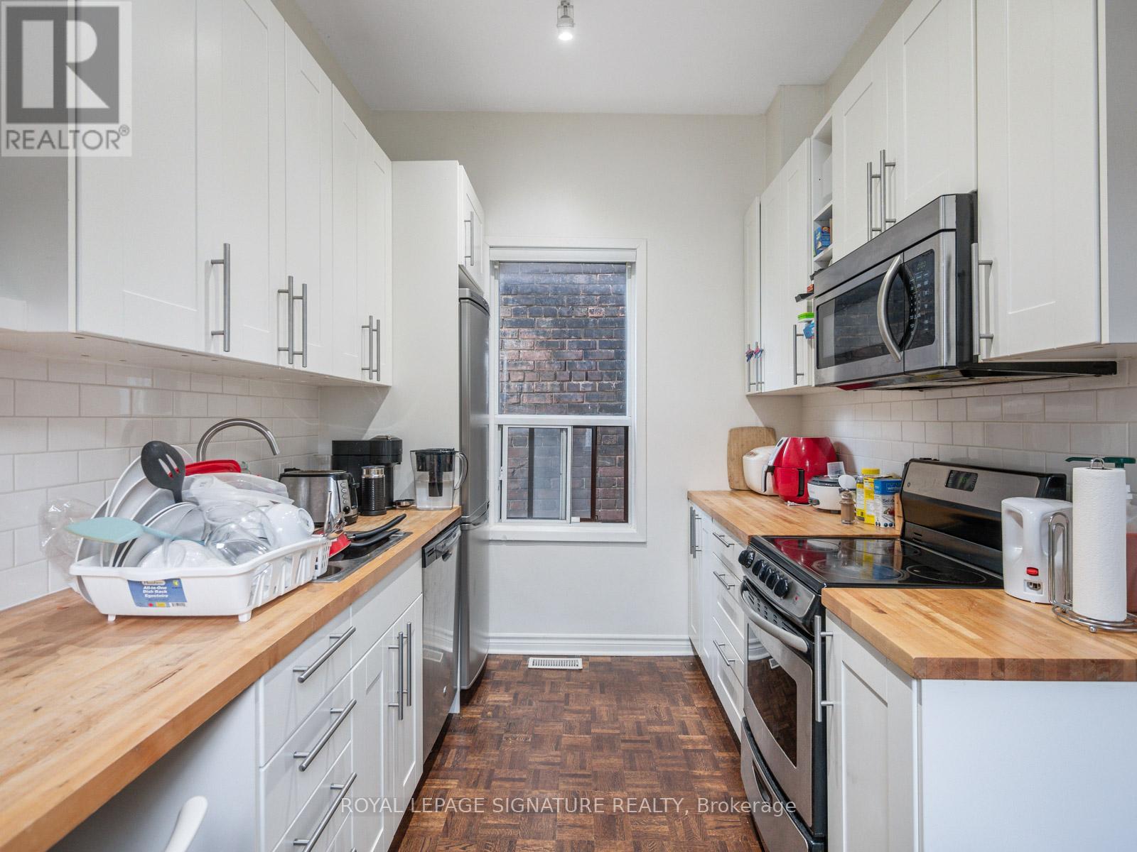 725 Dovercourt Road Property Photo 18