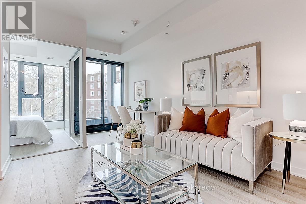 413 - 250 LAWRENCE AVENUE W Property Photo 1