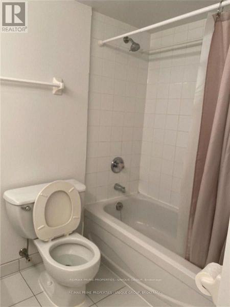 512 - 736 Bay Street Property Photo 15