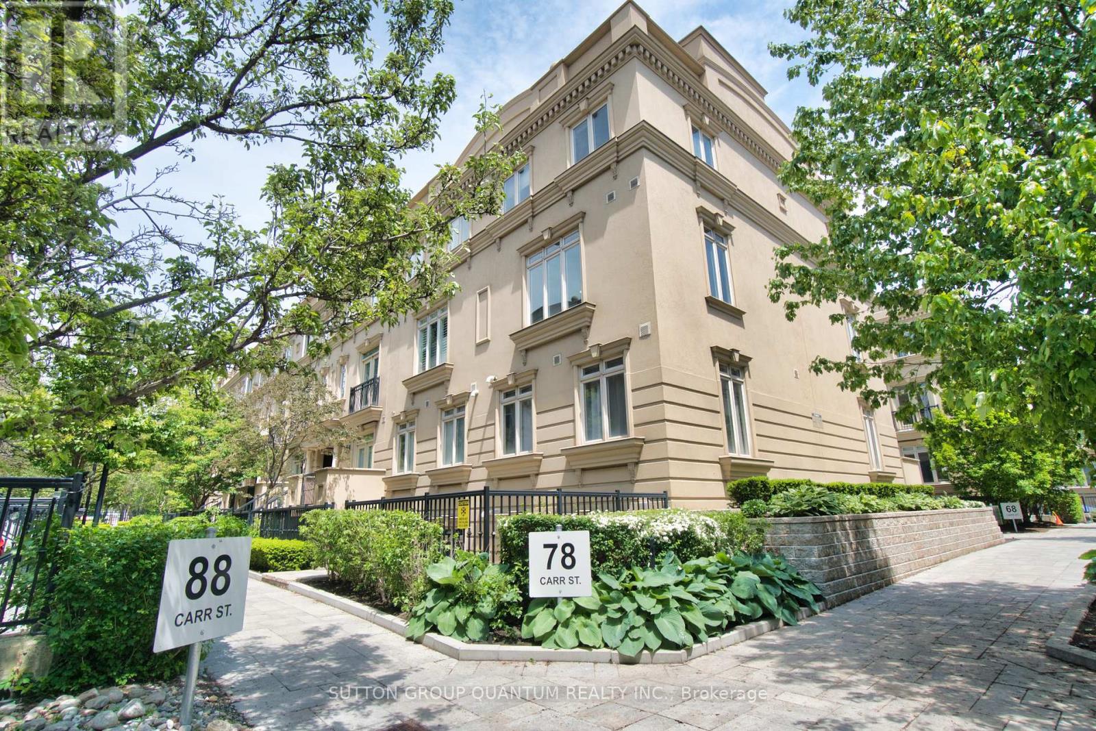TH 21 - 78 CARR STREET Picture