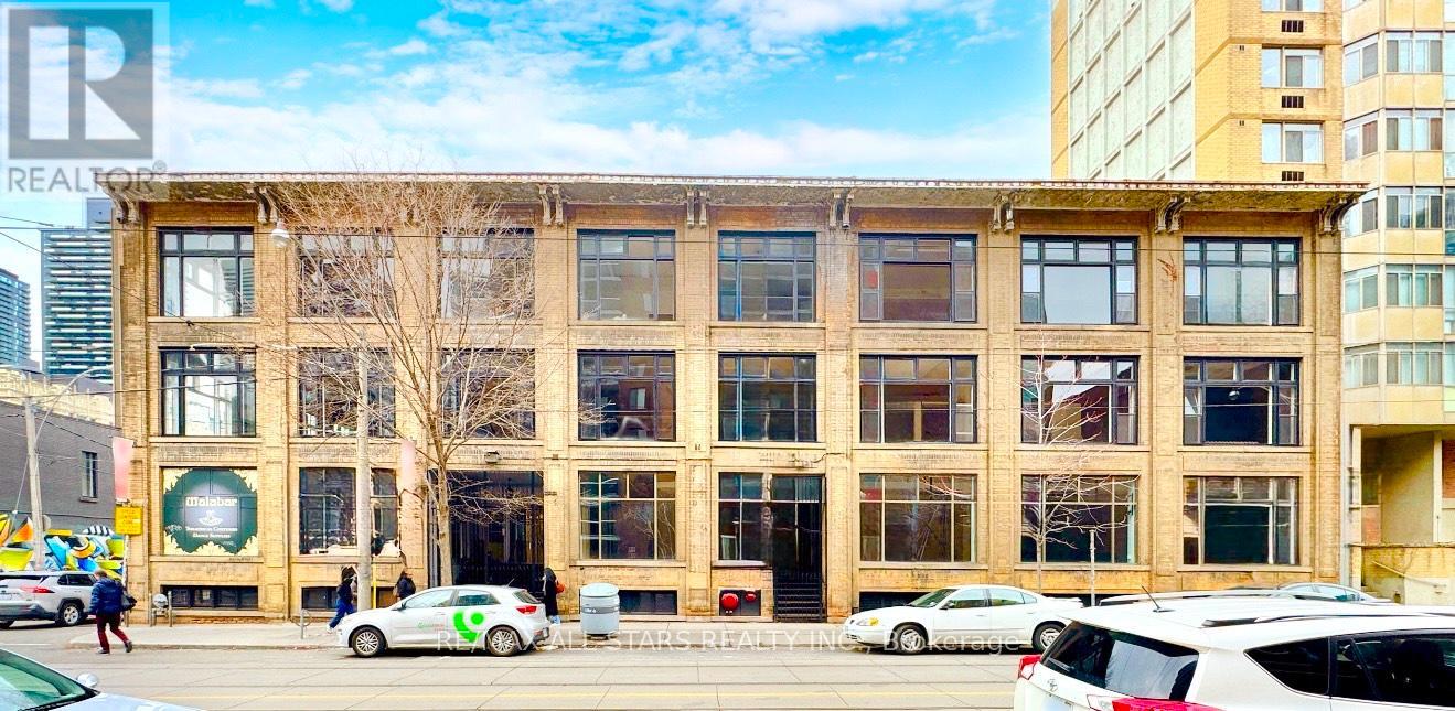 300 - 14 MCCAUL STREET Property Photo 1