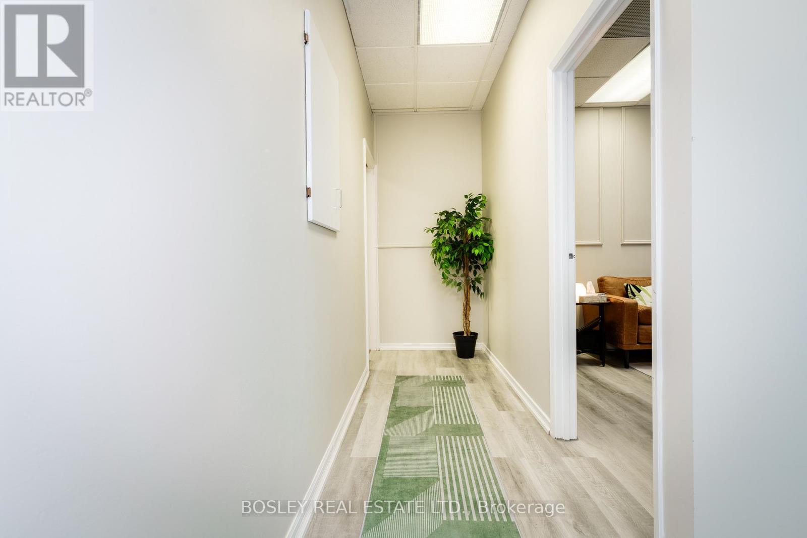 100b - 40 Wynford Drive Property Photo 13