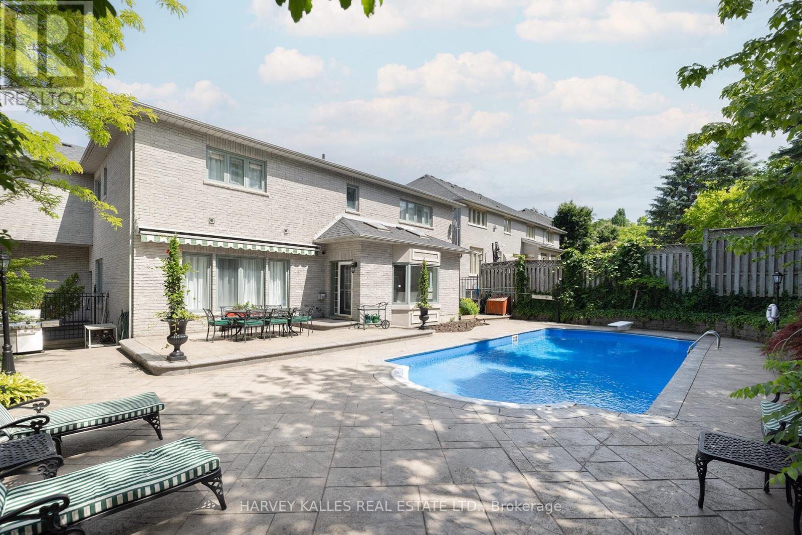 60 Bowan Court Property Photo 1