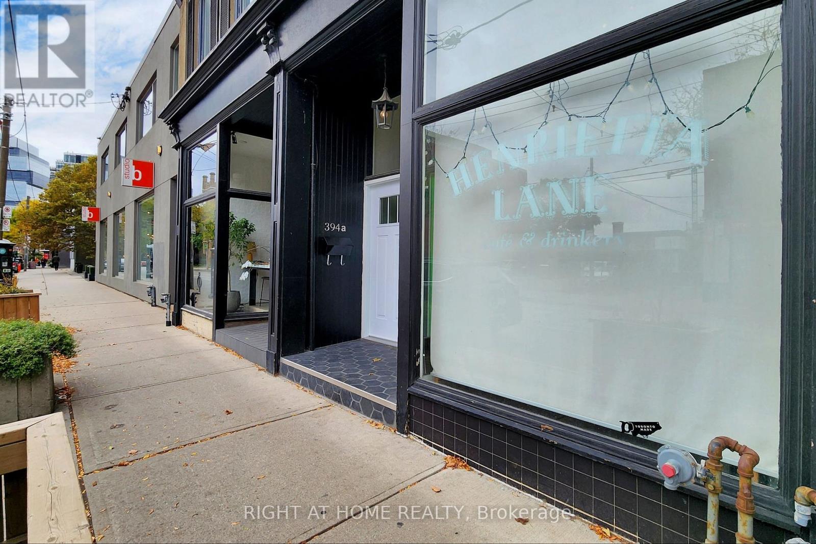 394 KING STREET E Property Photo 1